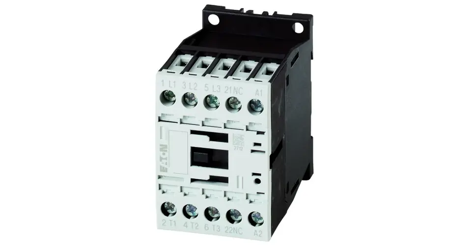 Kontaktor (mágneskapcsoló) 3kW/400VAC-3 3-Z 24VDC 1-ny csavaros 22A/AC-1/400V DILM7-01 EATON Azonnal elérhető