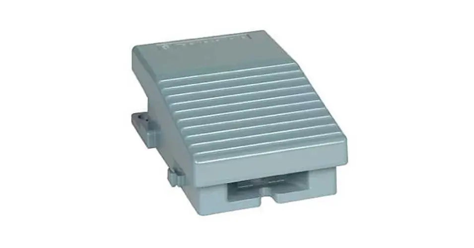 Korlátozott ajánlat Lábkapcsoló 1-ny 1-z 3A/AC15/230V BE vagy KI-parancs 1-fokozat fém kék Harmony XPE-M Schneider