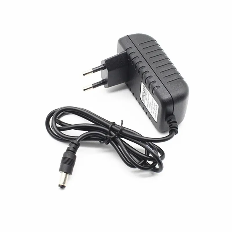 Szezonális akció Kimeneti feszültség: 6V - 1db kiváló minőségű 5v 3a Micro Usb AC/dc tápadapter EU dugós töltő táp 5v3a Raspberry Pi